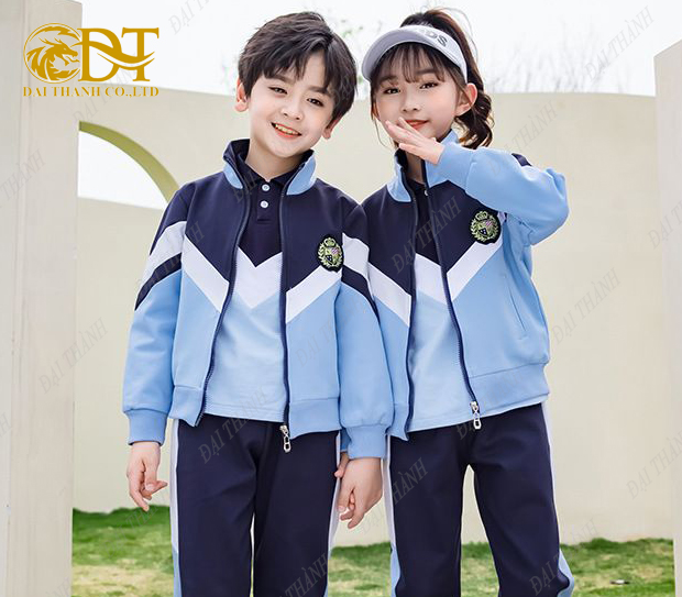 xưởng may áo khoác đồng phục học sinh