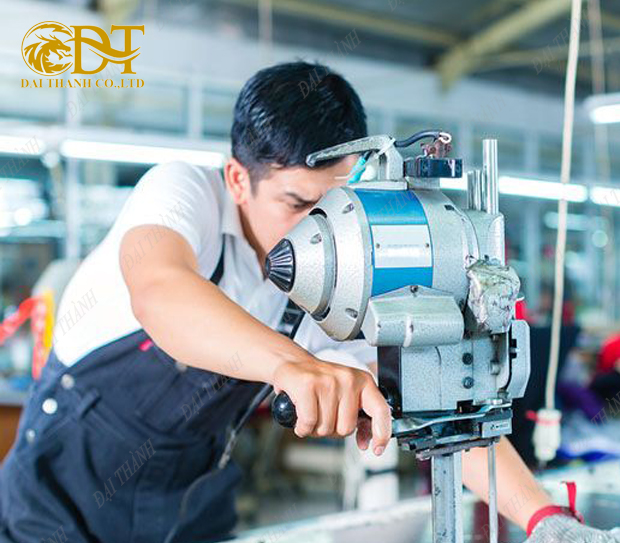 xưởng may áo khoác tại Bình Dương
