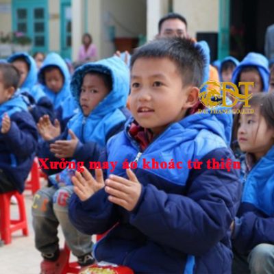xưởng may áo khoác từ thiện