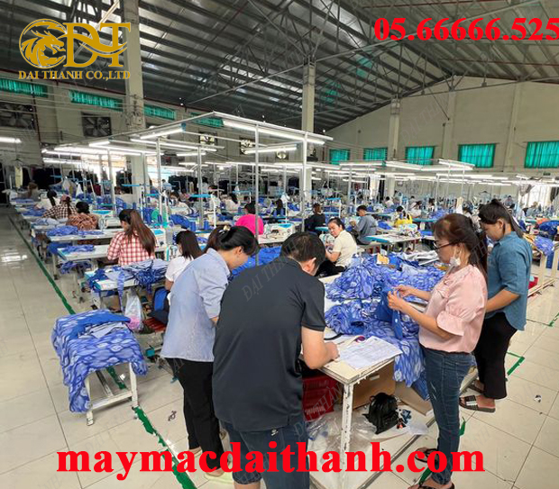 xưởng may đồng phục áo khoác giá rẻ