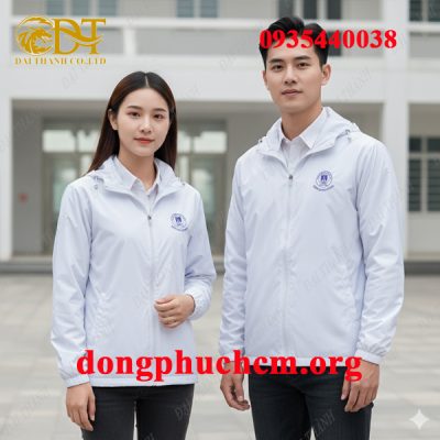 May áo khoác đồng phục sinh viên màu trắng