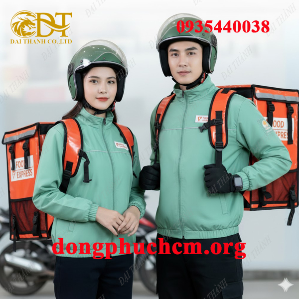 May áo khoác giao hàng màu xanh nhạt