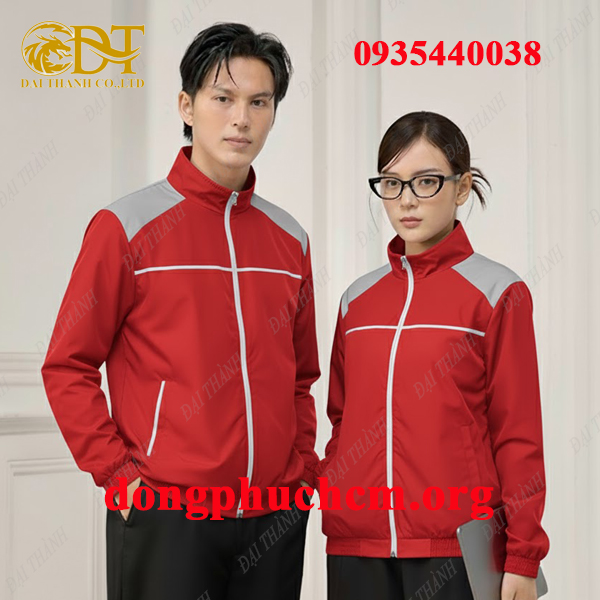 May áo khoác màu đỏ giá rẻ